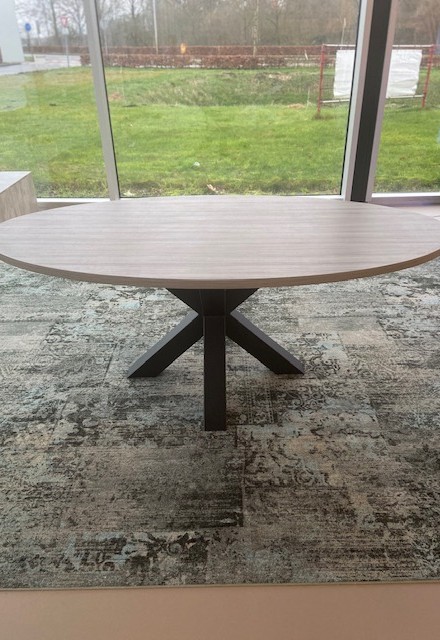 Ovale tafel met melamine blad 38 mm
